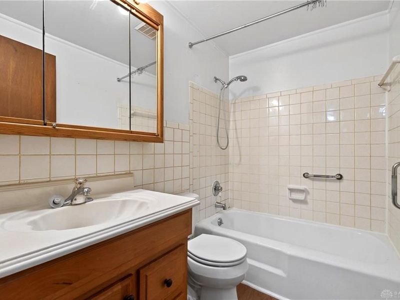 1652 Mars Hill Drive, West Carrollton, OH 45449 Photo 12