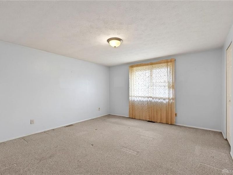 1652 Mars Hill Drive, West Carrollton, OH 45449 Photo 13