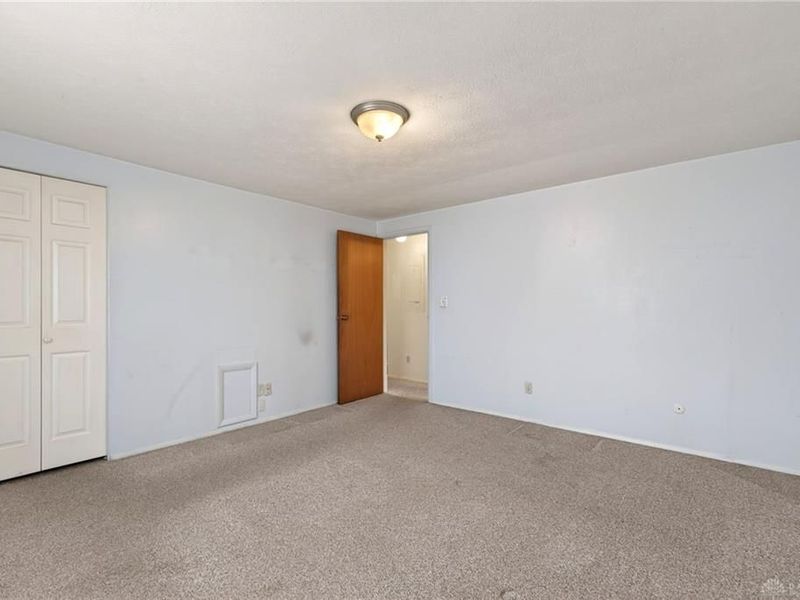 1652 Mars Hill Drive, West Carrollton, OH 45449 Photo 14