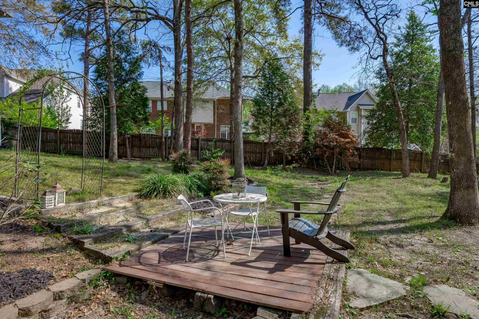 105 Alcott Court  Photo 44