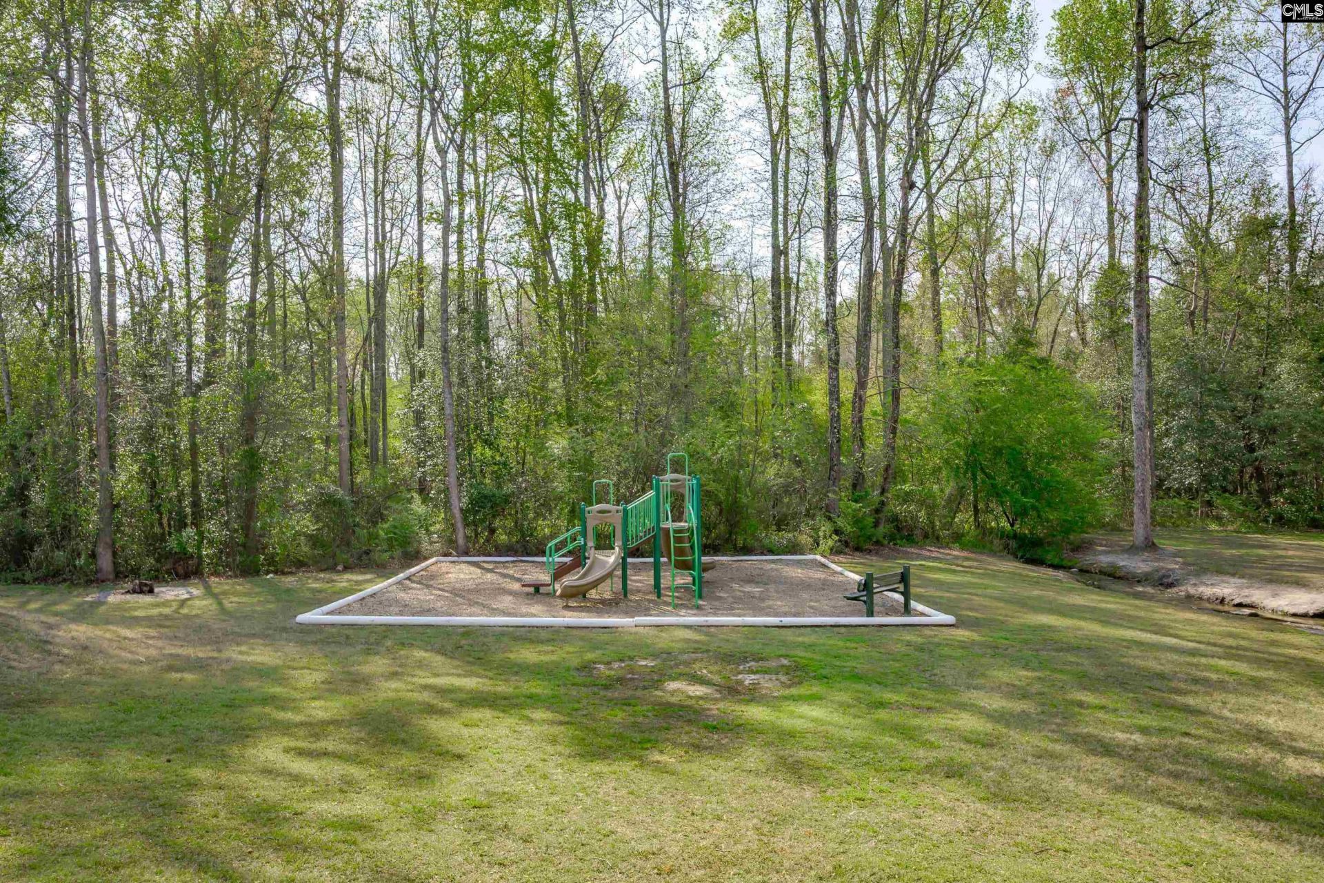 105 Alcott Court  Photo 49