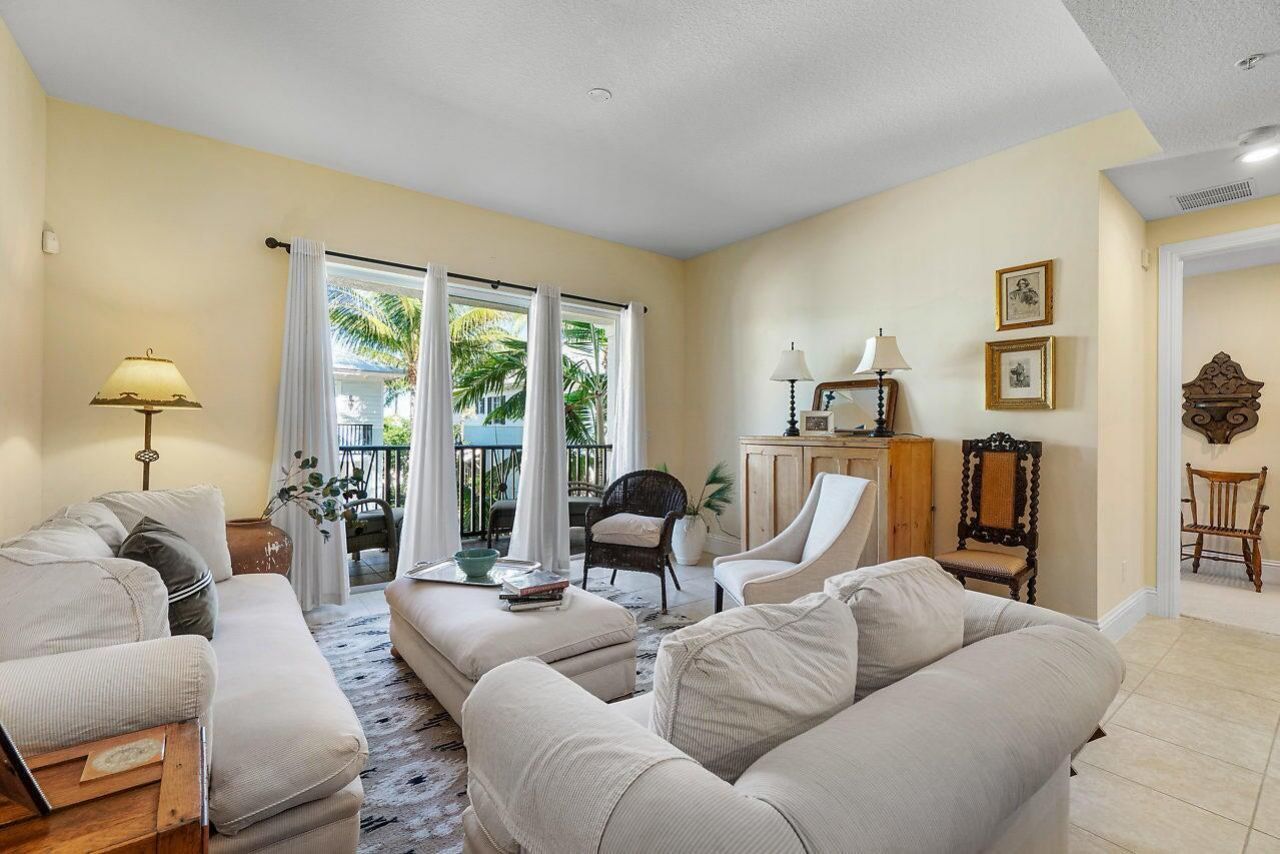 226 N Latitude Circle, Unit 207, Delray Beach, FL 33483 Photo