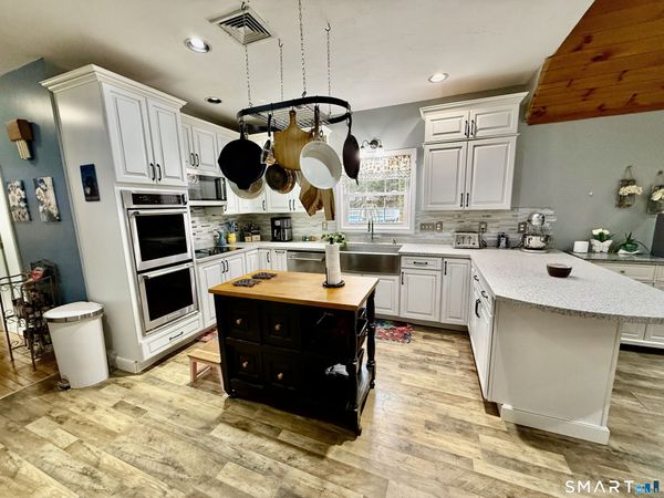 436 Providence, Putnam, CT 06260