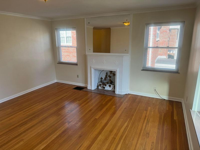 843 Kenwick Road, Columbus, OH 43209 Photo 2