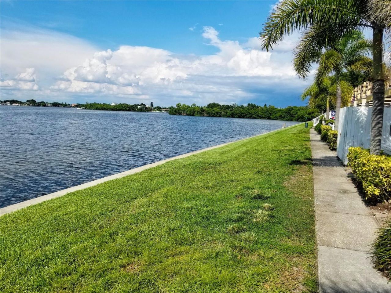 169 Pompano Drive Se, Saint Petersburg, FL 33705 Photo