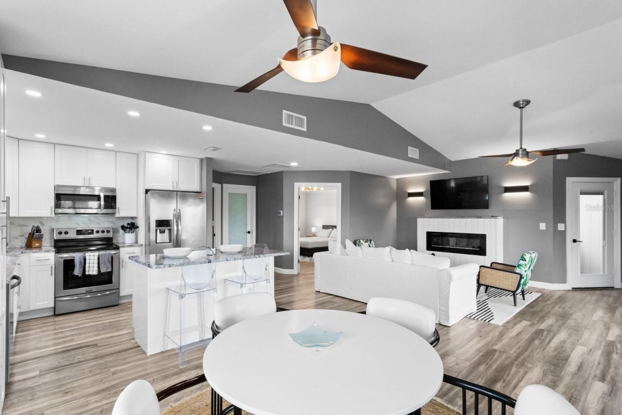 3401 Manatee Drive Se, Saint Petersburg, FL 33705 Photo