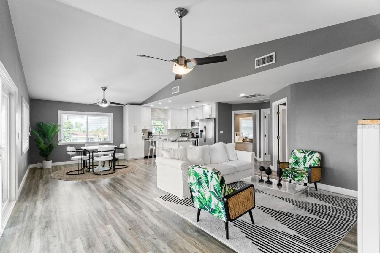 3401 Manatee Drive Se, Saint Petersburg, FL 33705 Photo