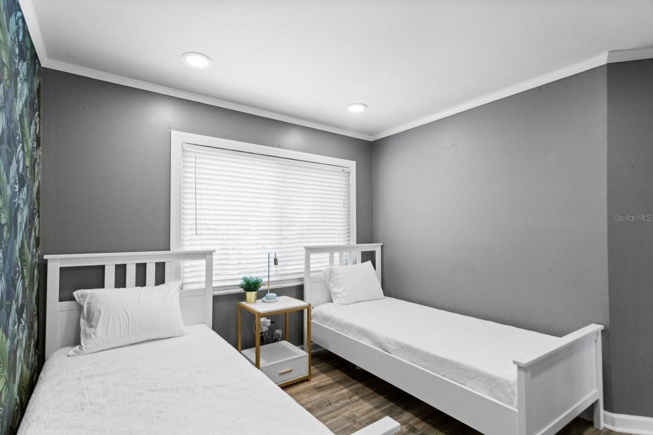 3401 Manatee Drive Se, Saint Petersburg, FL 33705 Photo