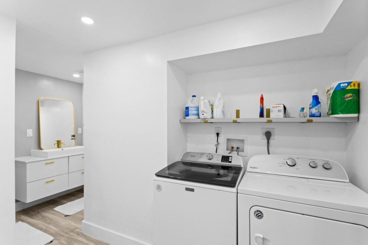 3401 Manatee Drive Se, Saint Petersburg, FL 33705 Photo