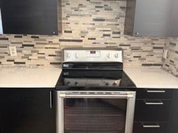 565 Vista Isles Dr, Unit 2011, Sunrise, FL 33325