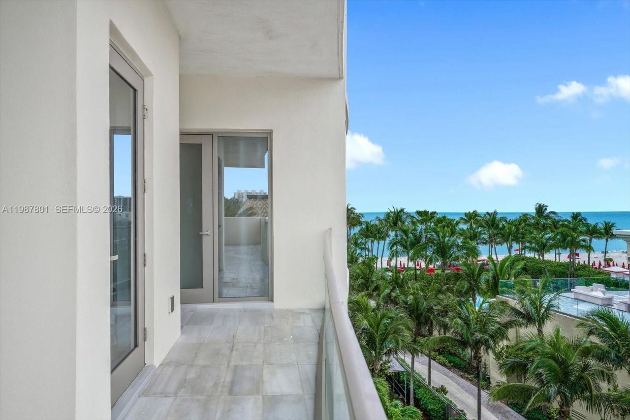 17901 Collins Ave , Unit 404, Sunny Isles Beach, FL 33160 Photo