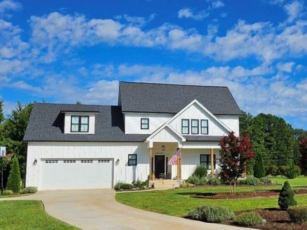 128 Lavender Farm Trail , Advance, NC 27006