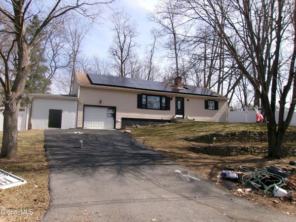 1 Gilmore Terrace, Schenectady, NY 12303