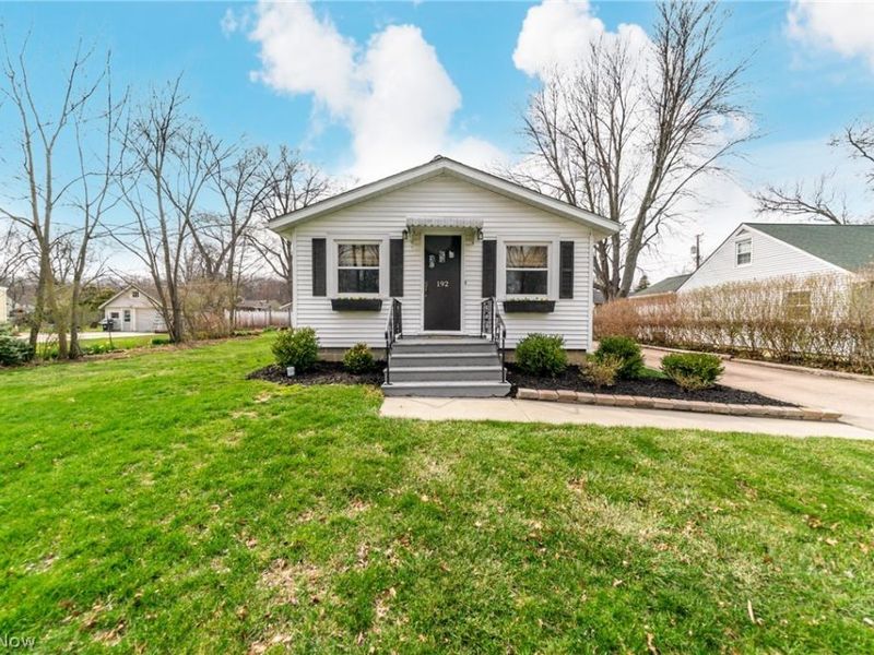 192 Sunset Road, Avon Lake, OH 44012 Photo 1