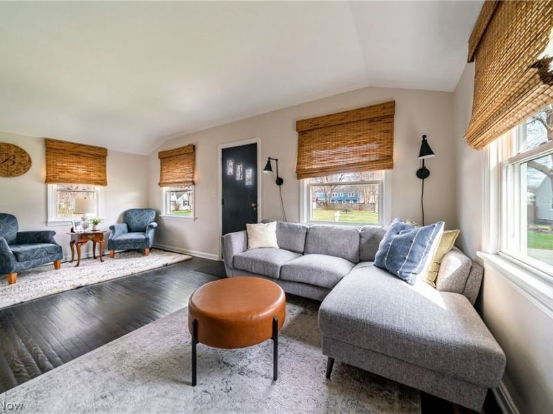 192 Sunset Road, Avon Lake, OH 44012 Photo 6