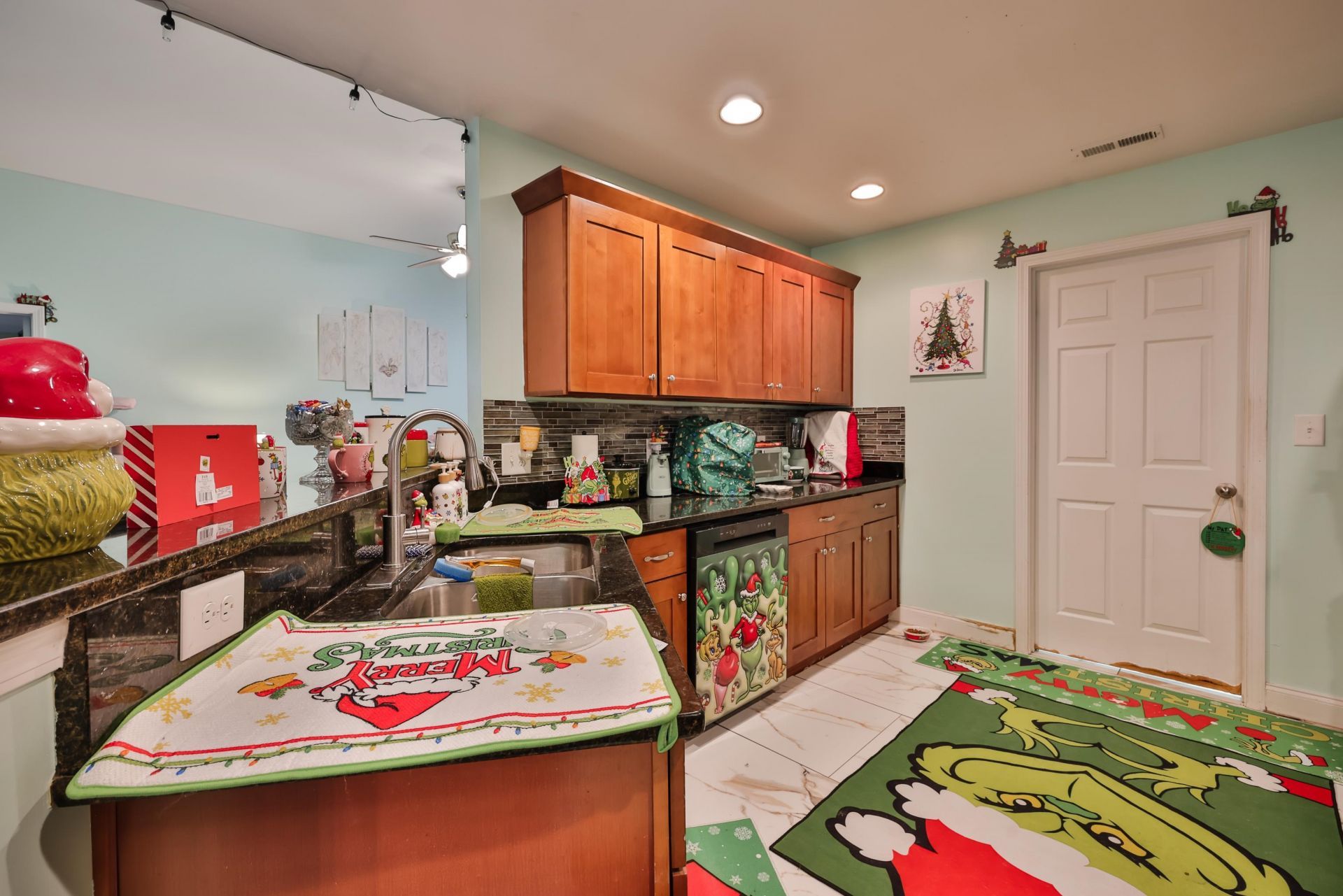 1104 Boundary St. Photo 8