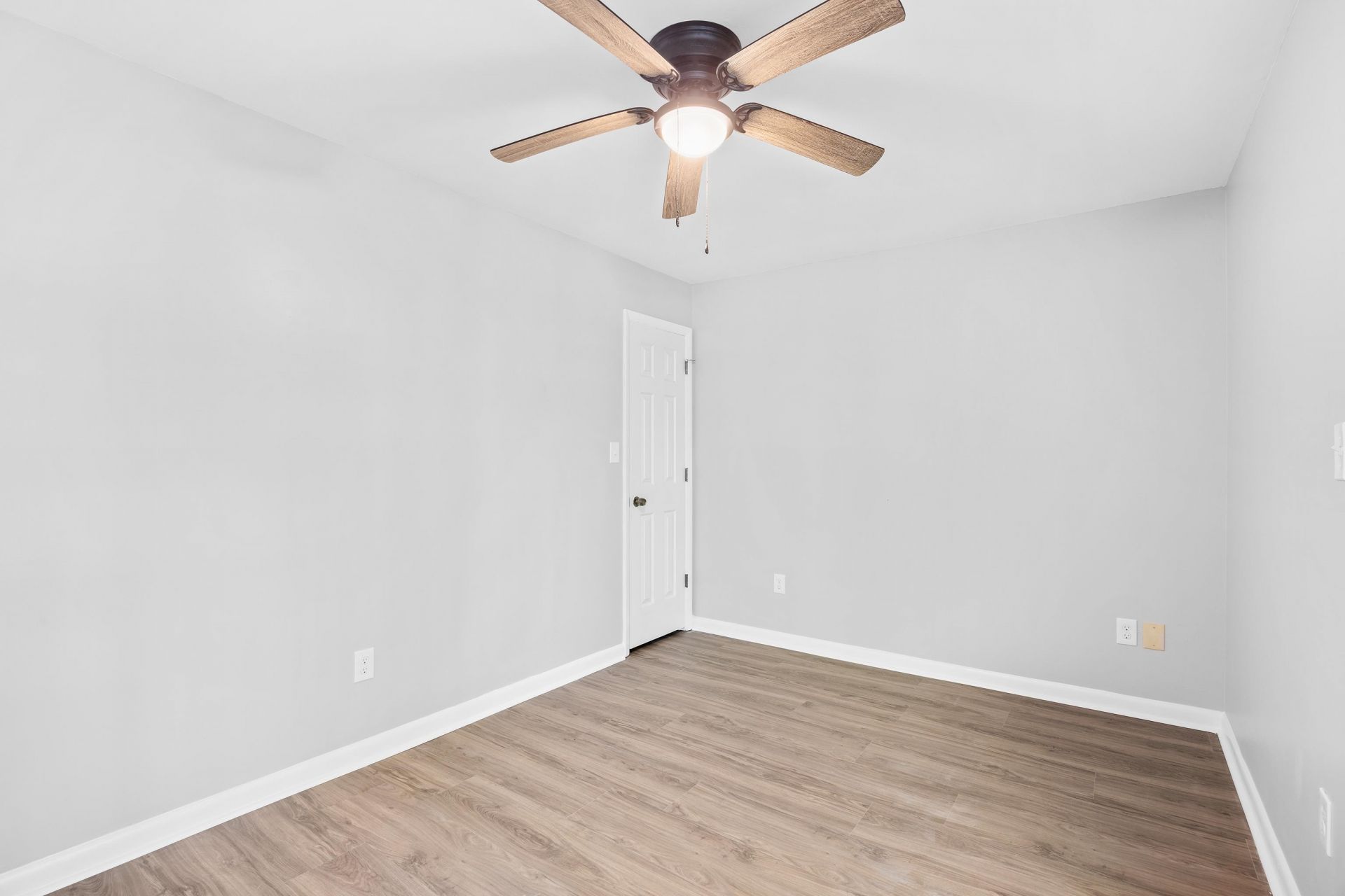 617 Surfside Dr. Photo 22