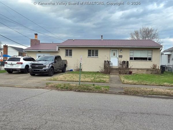 2200 Washington Avenue, St Albans, WV 25177