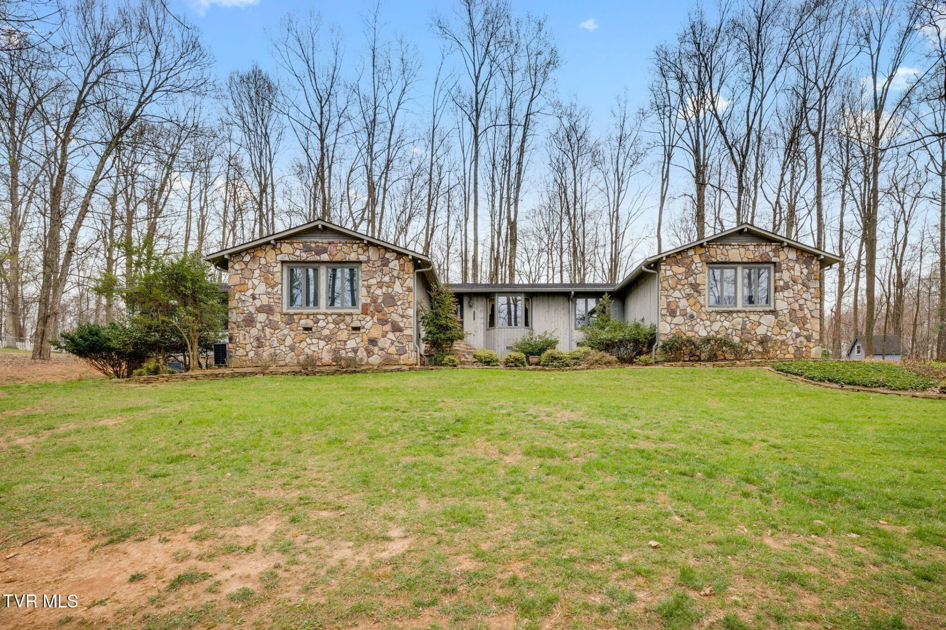 5204 Foxfire Place, Kingsport, TN 37664 Main Photo