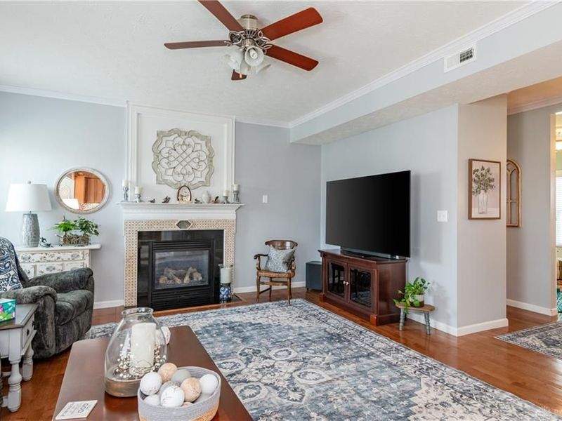 1563 N Wood Creek Drive, Clearcreek Township, OH 45458 Photo 5