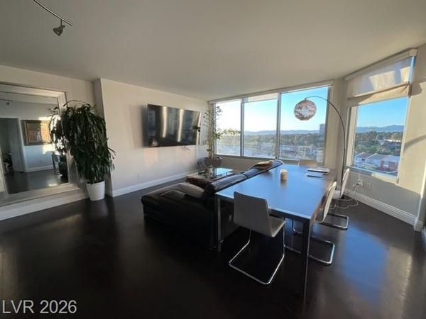 322 Karen Avenue, Unit 601, Las Vegas, NV 89109