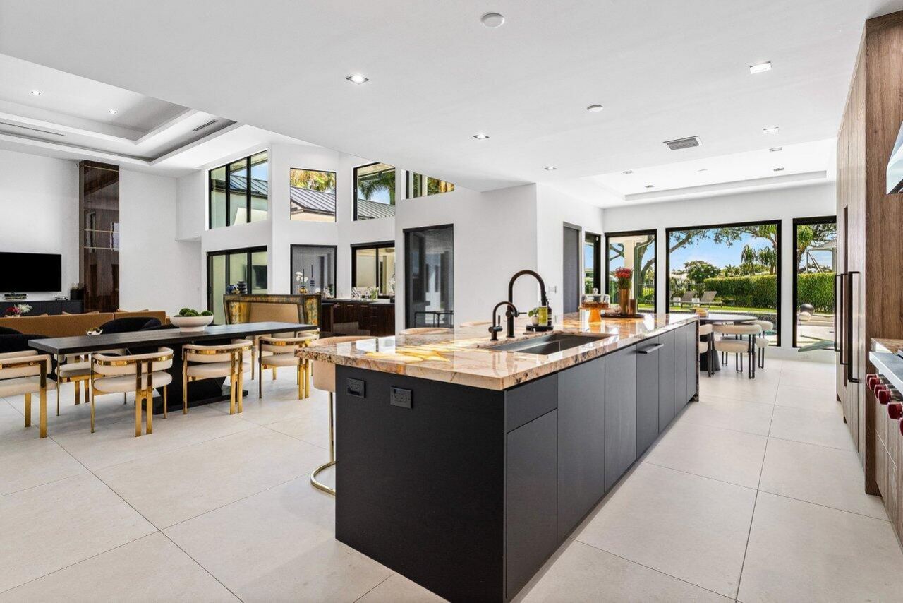 4825 Bocaire Boulevard, Boca Raton, FL 33487 Photo