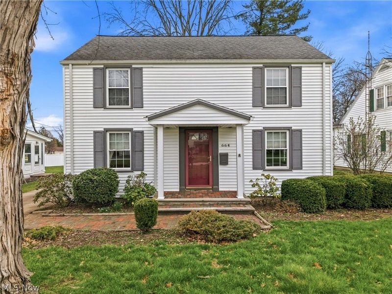 664 Perkinswood Boulevard NE, Warren, OH 44483 Photo 1