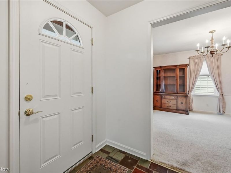 664 Perkinswood Boulevard NE, Warren, OH 44483 Photo 16