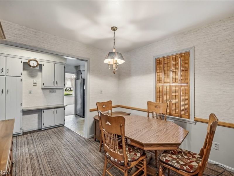 664 Perkinswood Boulevard NE, Warren, OH 44483 Photo 26