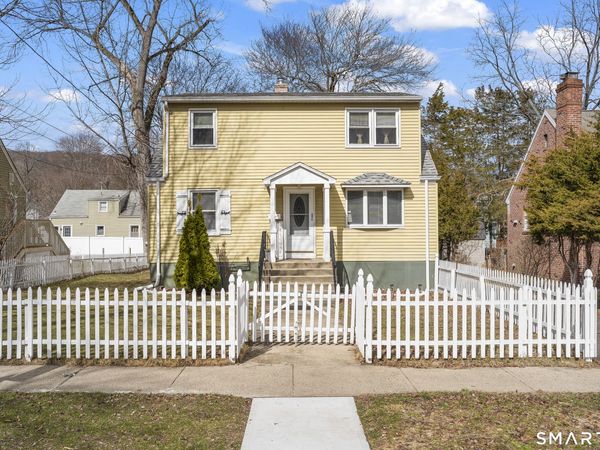 42 Westerleigh , New Haven, CT 06511