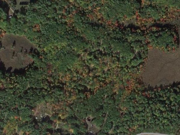 Perry Road, Deerfield, NH 03037