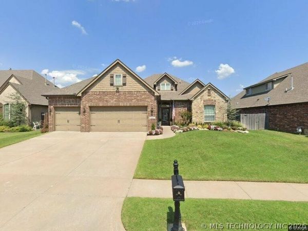 18627 E 44th Street , Tulsa, OK 74134