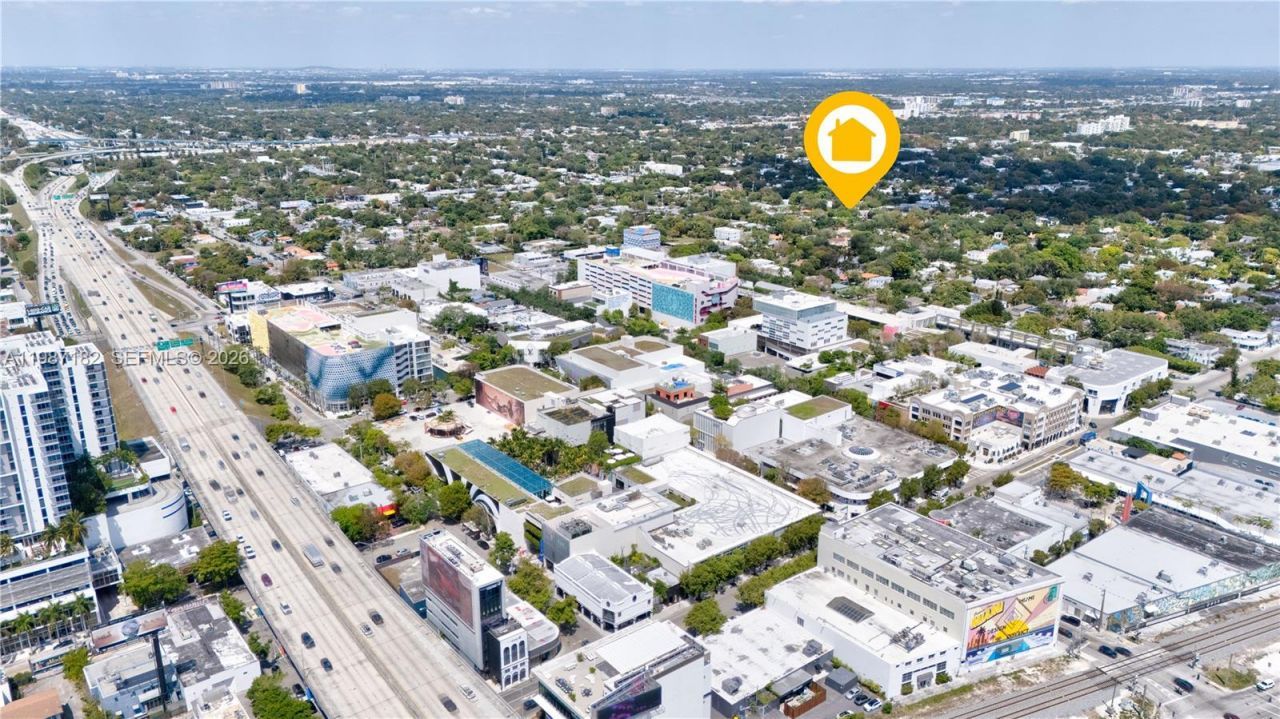 2 NE 45th St , Miami, FL 33137 Photo