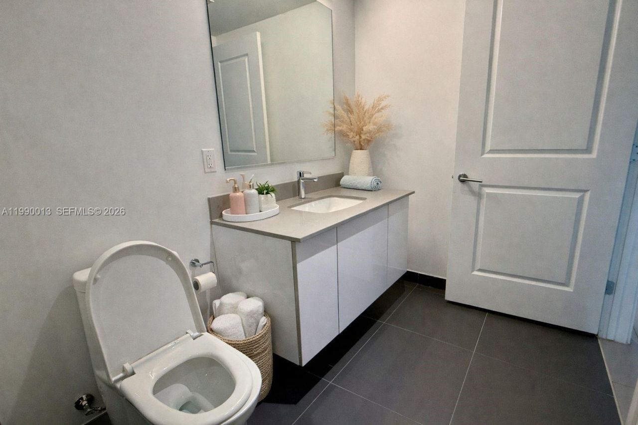 1600 NE 1st Ave, Unit 1210, Miami, FL 33132 Photo