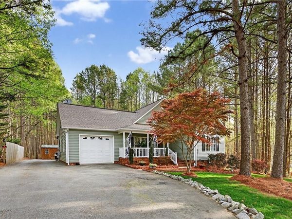 2297 Woods Stream Lane , Asheboro, NC 27205