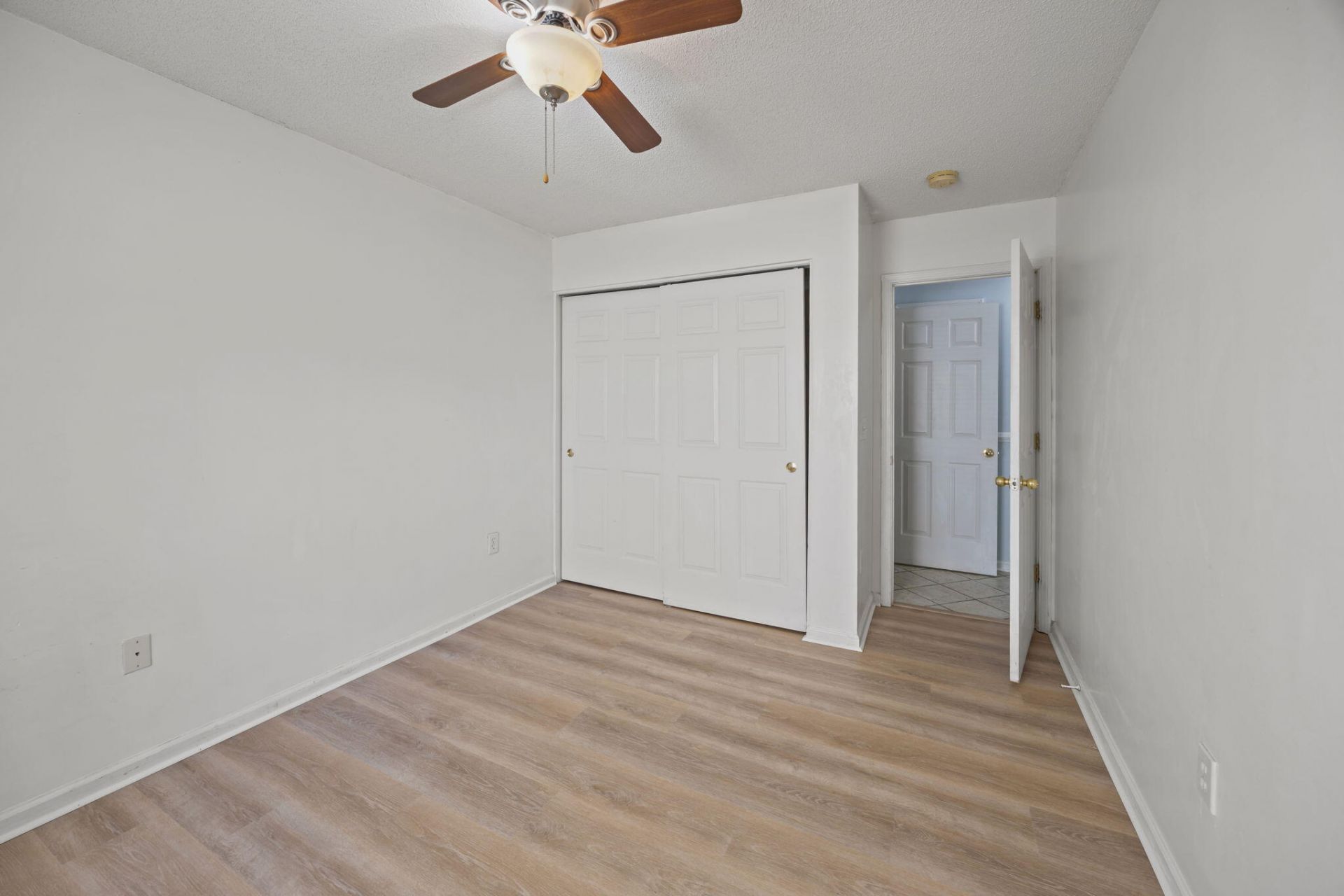 5067 Thornton Drive Photo 21