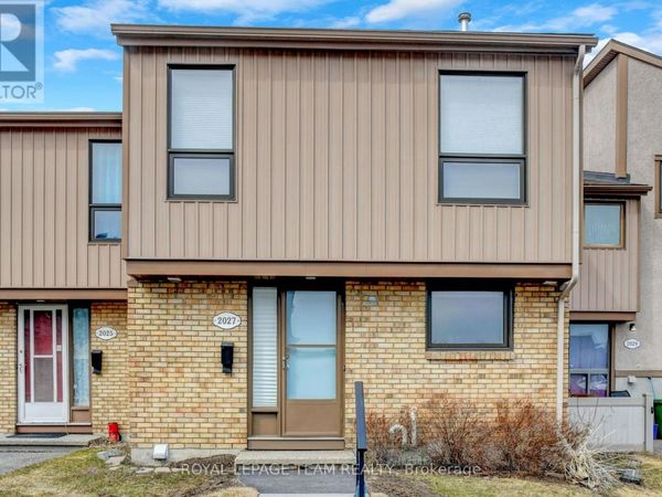 2027 Stonehenge Crescent , Unit 35, Ottawa, ON K1B4N7