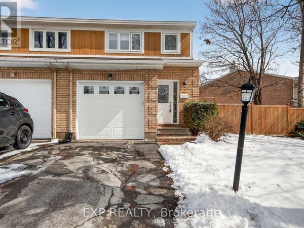 43 Hummingbird Crescent, Ottawa, ON K2J3A5