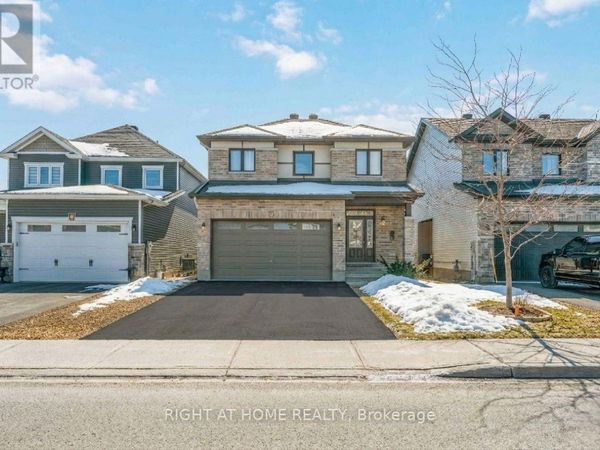 658 Parade Drive , Ottawa, ON K2S0Z2