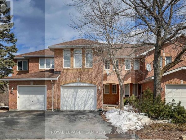 50 Windcrest Court , Ottawa, ON K2T1B5