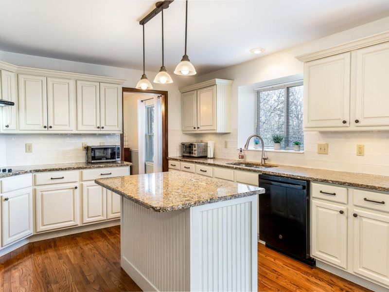 8431 Woodcreek Drive, Florence, KY 41042 Photo 14