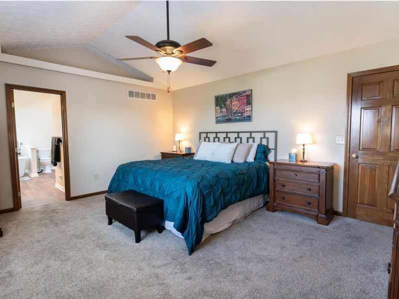 8431 Woodcreek Drive, Florence, KY 41042 Photo 22