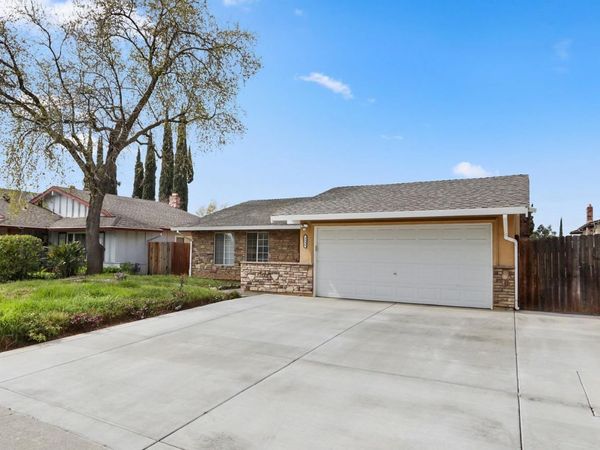3338 Routier Rd, Sacramento, CA 95827