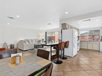 3338 Routier Rd, Sacramento, CA 95827 Photo