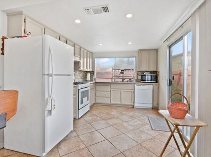 3338 Routier Rd, Sacramento, CA 95827 Photo