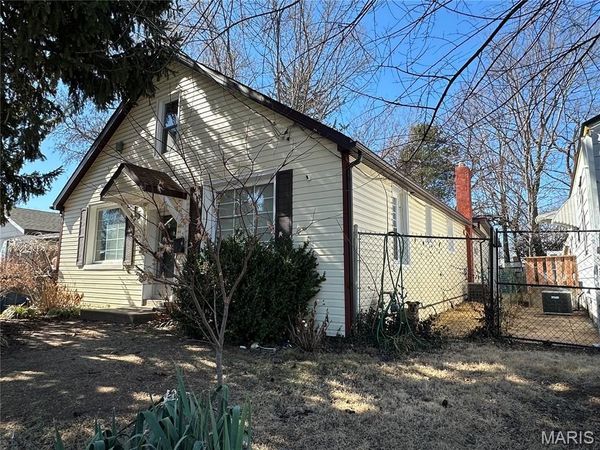 6255 Hancock Avenue , Berkeley, MO 63134