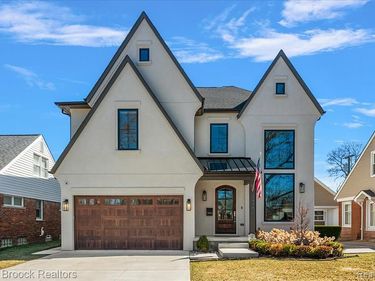 2438 Evergreen Drive, Royal Oak, MI 48073