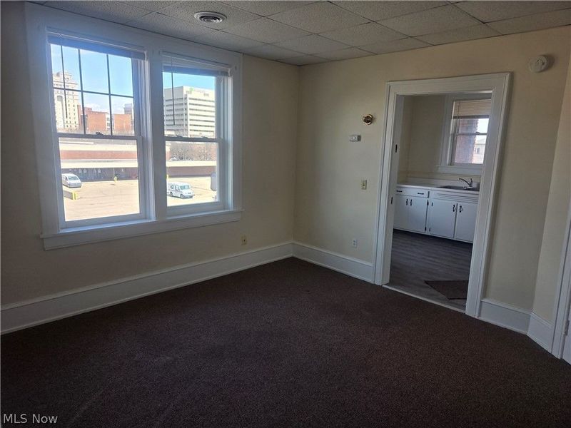 534 Cleveland Avenue SW, Canton, OH 44702 Photo 5