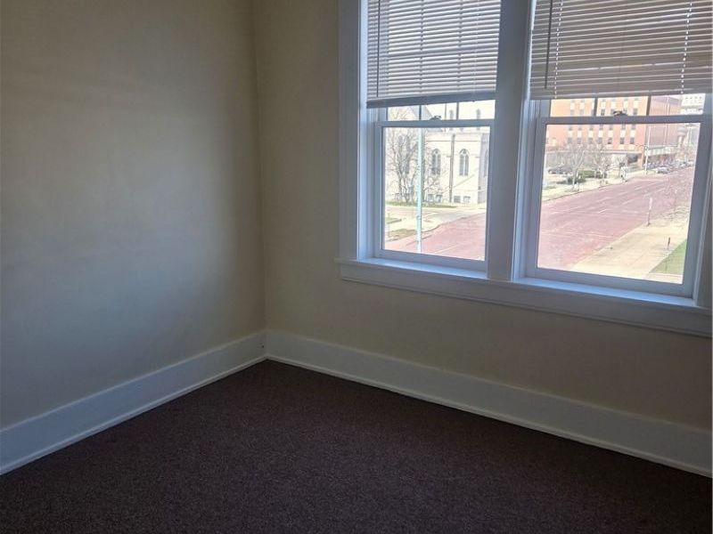 534 Cleveland Avenue SW, Canton, OH 44702 Photo 6