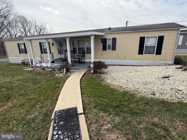 12 SKYVIEW DRIVE , HERSHEY, PA 17033